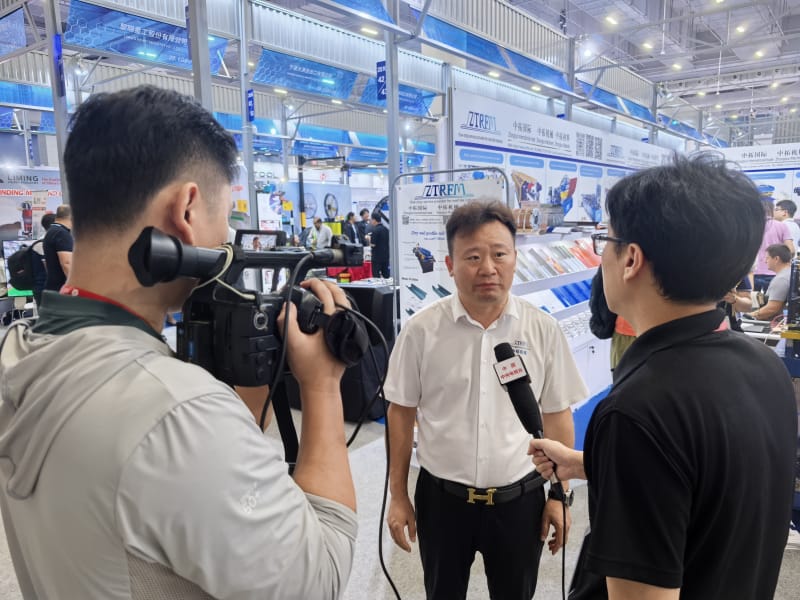 冷弯设备引全球关注，接受央视采访谈中国制造出海，中拓徐总带队亮相第 138 届广交会！